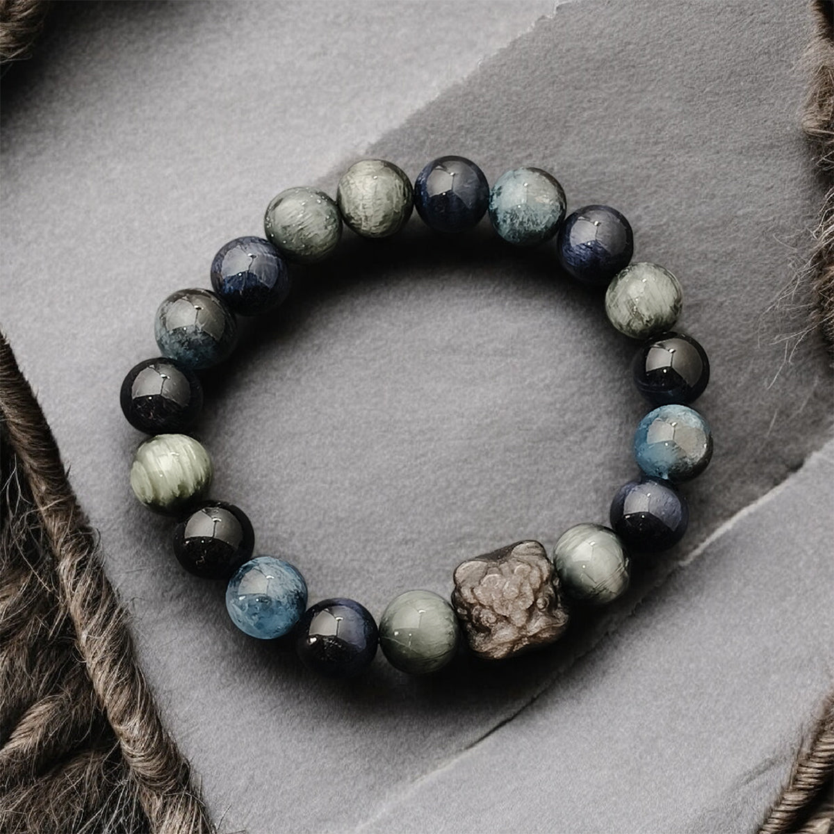 THE SENTINEL Bracelet