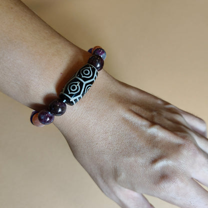 THE AMORIA Modern Dzi Bracelet