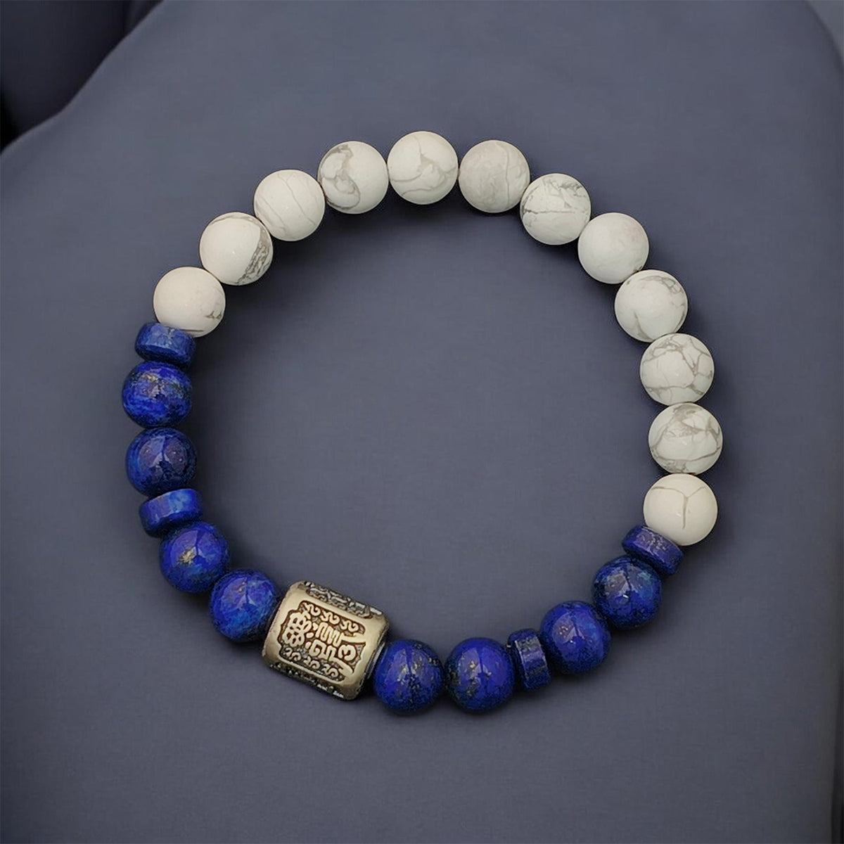 THE CAELIS Crystal Bracelet