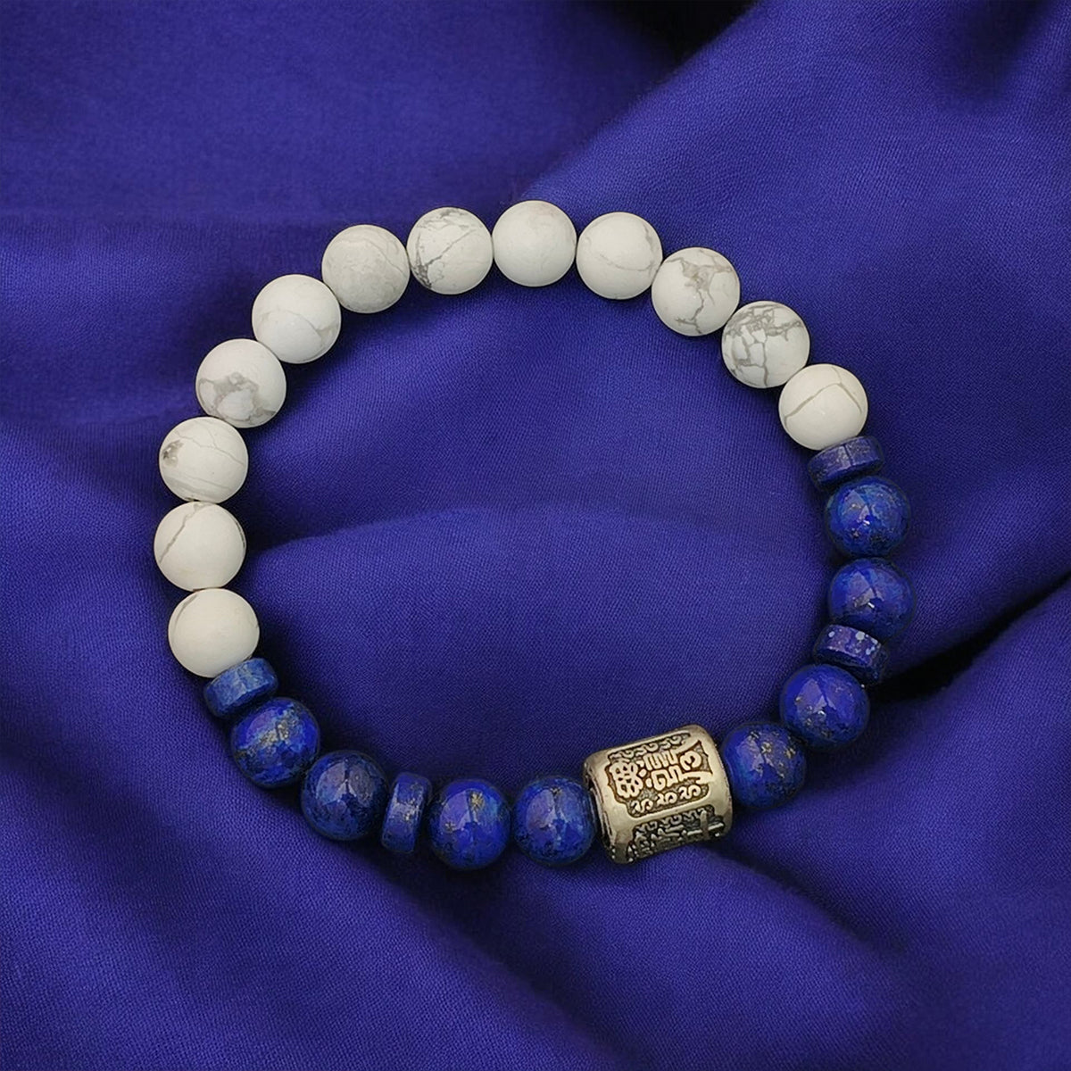 THE CAELIS Crystal Bracelet