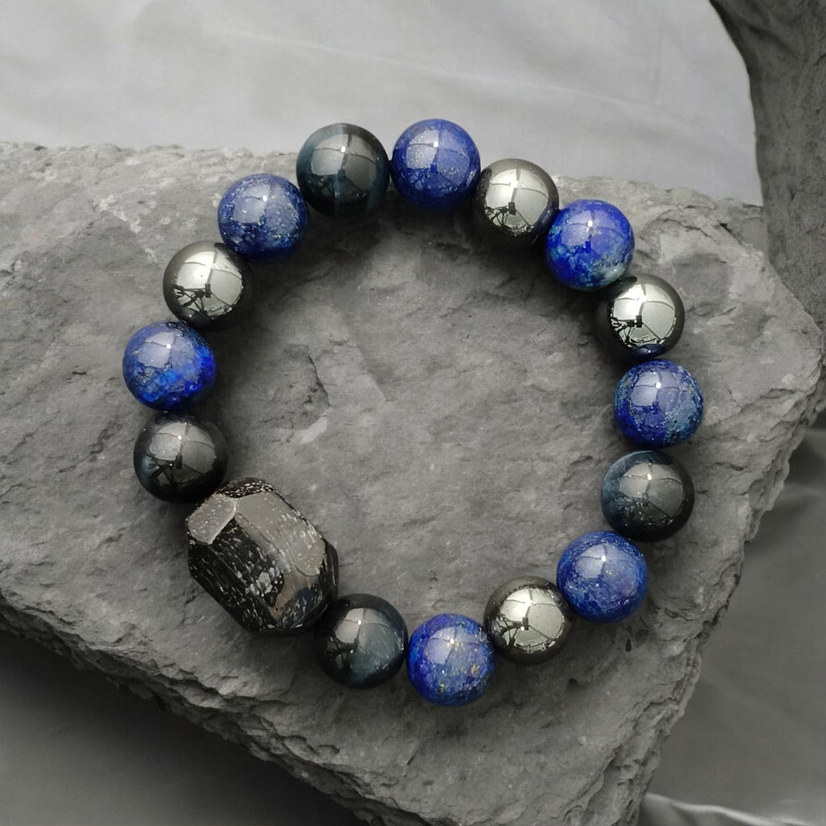 THE LEGACY Crystal Bracelet