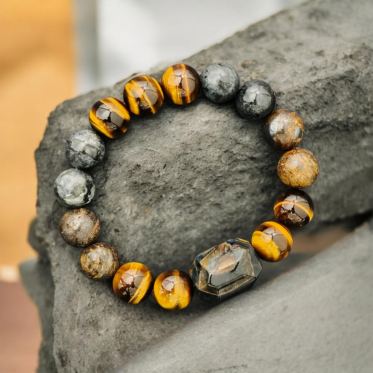 THE PINNACLE Crystal Bracelet
