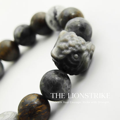 THE LIONSTRIKE Bracelet