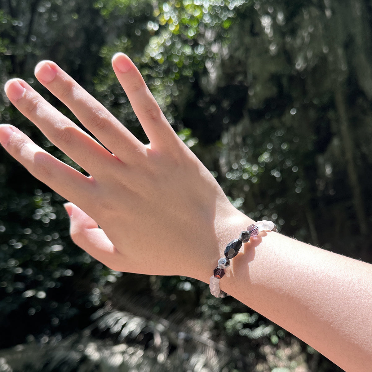 THE MOONVEIL Bracelet